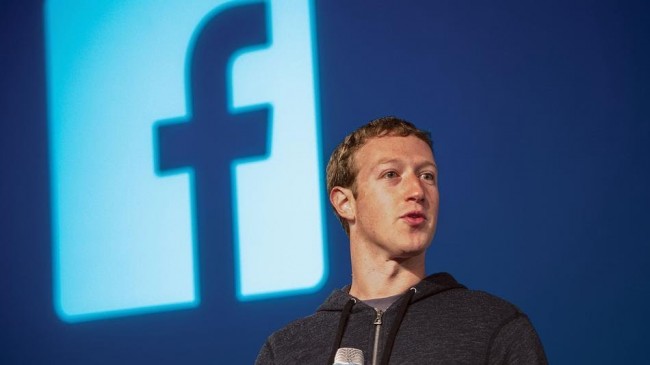 Mark-Zuckerberg-news-feed
