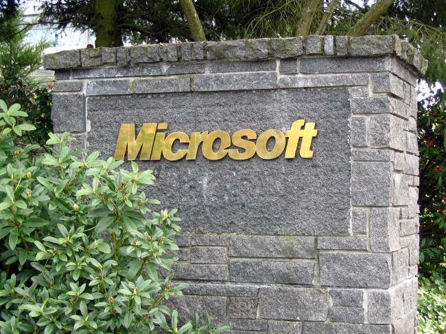 Microsoft_sign_closeup